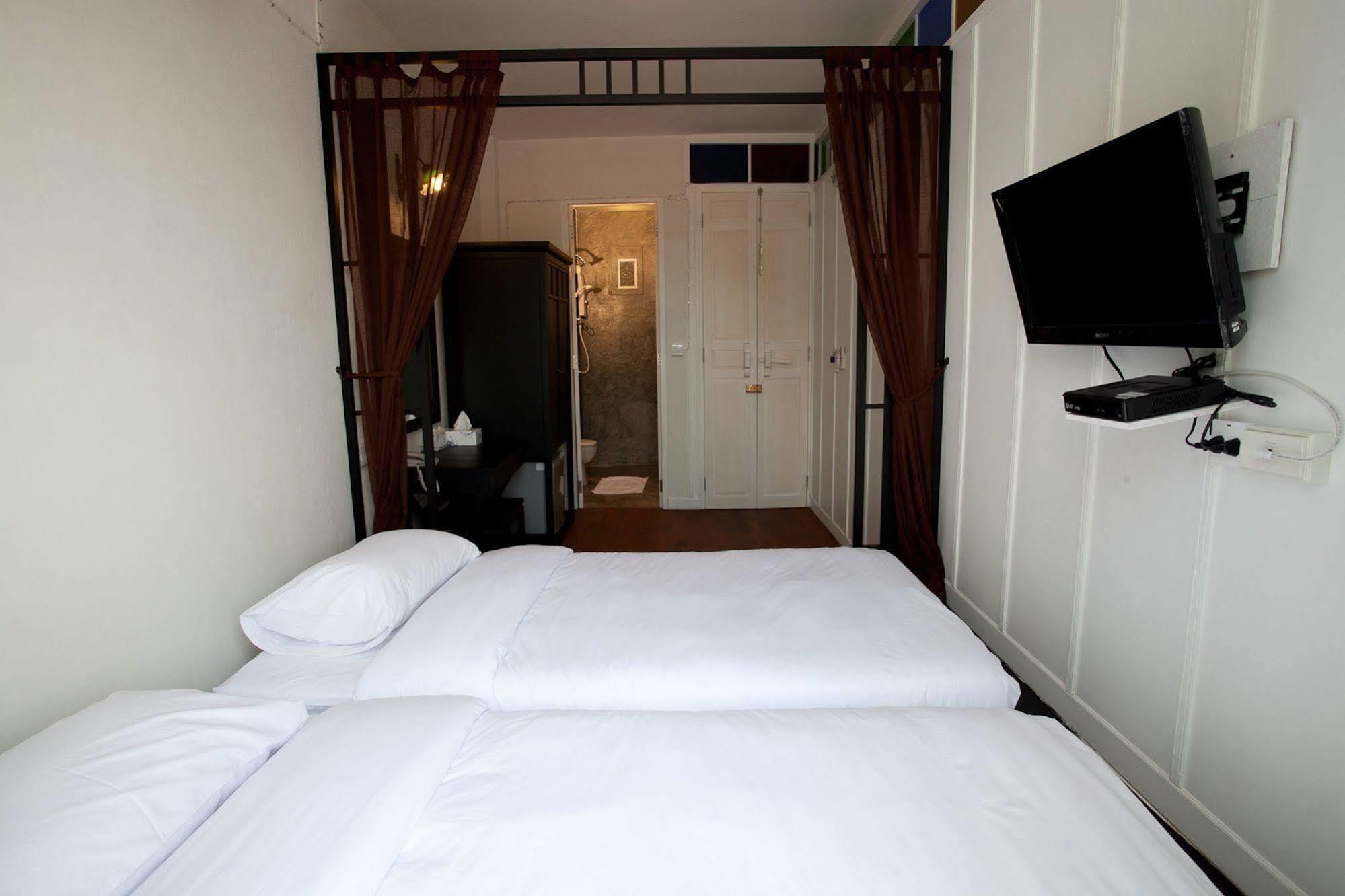 99 Oldtown Boutique Guesthouse Sha Extra Plus Phuket Luaran gambar