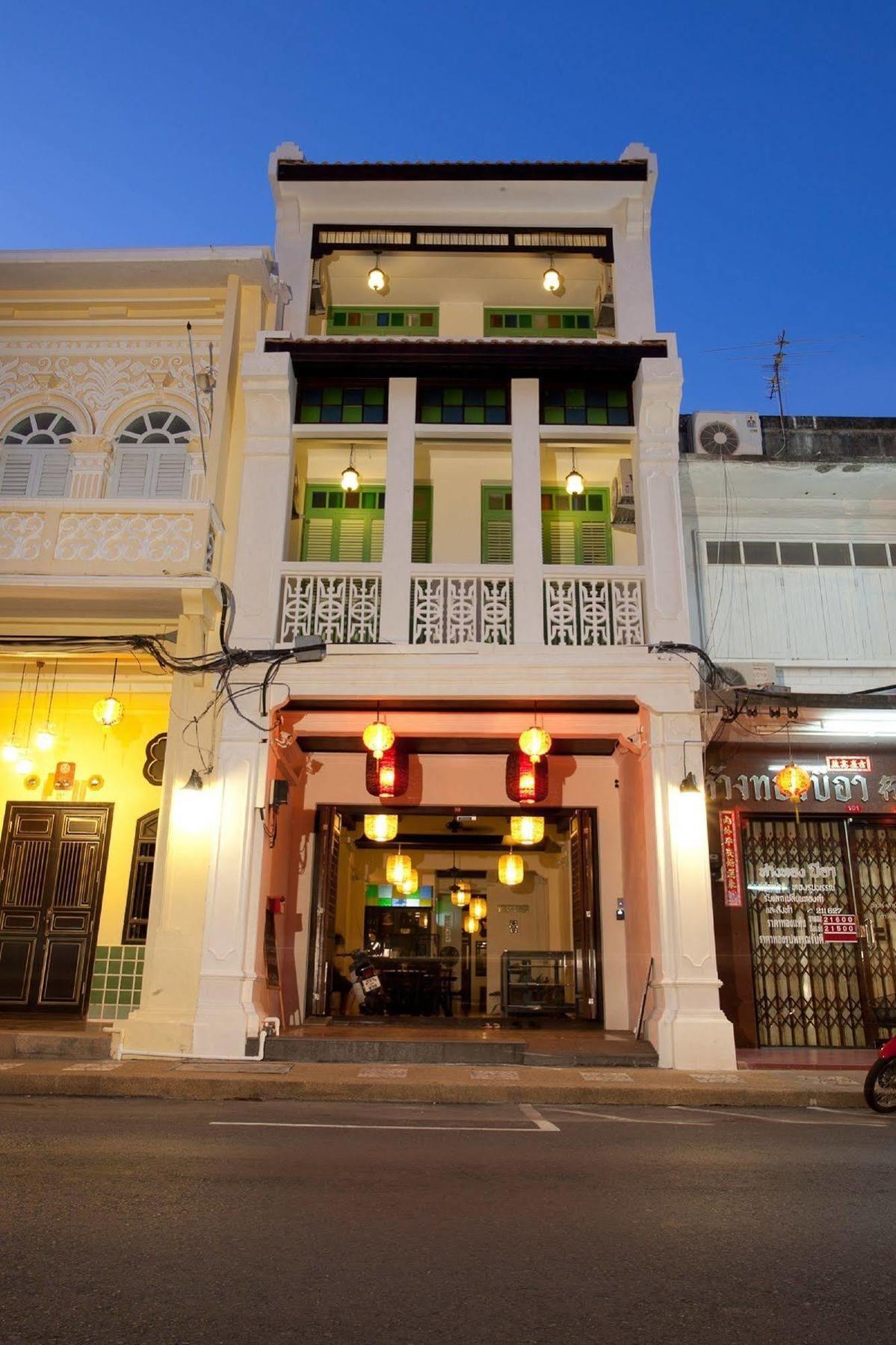 99 Oldtown Boutique Guesthouse Sha Extra Plus Phuket Luaran gambar